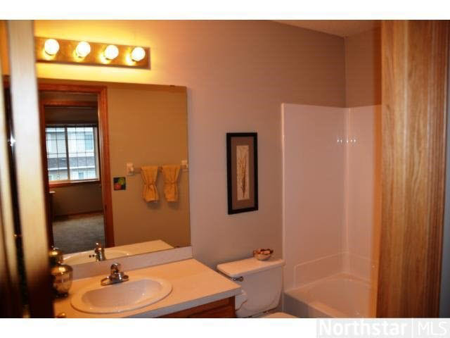 1599 County Rd D East, Unit J Maplewood, MN 55109 - Photo 10 of 15 Gallery Image 10