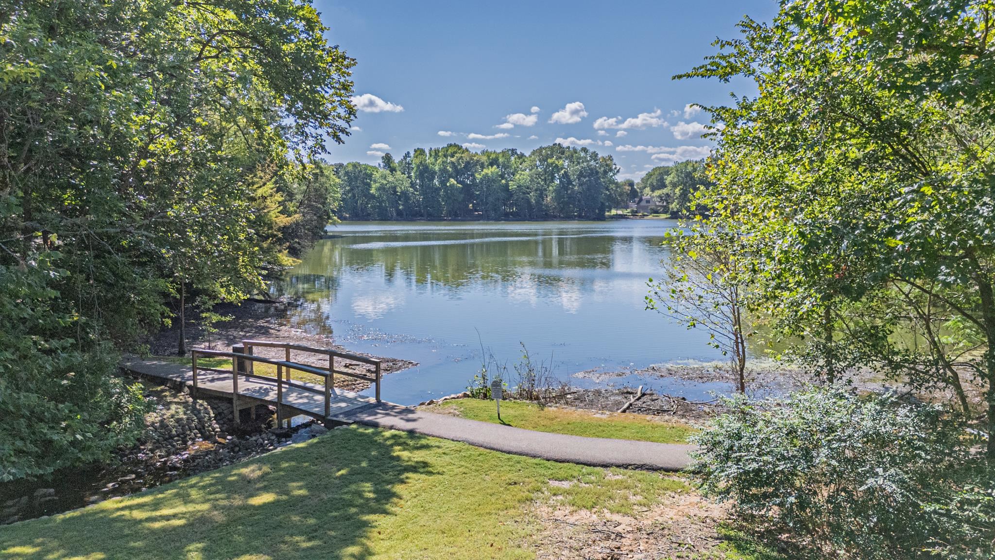 8805 River Rise Drive Memphis, TN 38016 - Photo 35 of 40 a view of a lake with sitting area