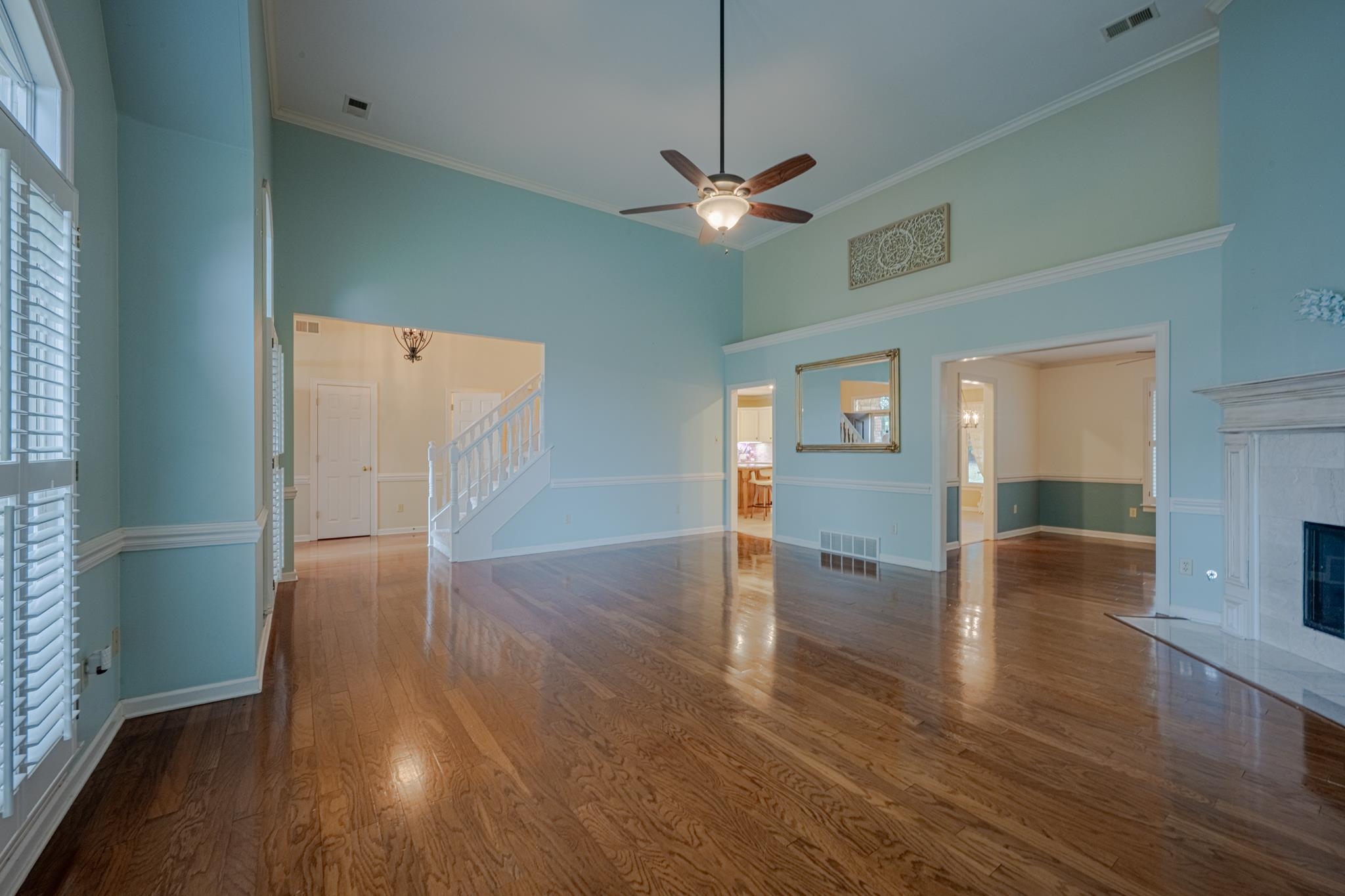 8805 River Rise Drive Memphis, TN 38016 - Photo 6 of 40 a view interior of the house with wooden floor