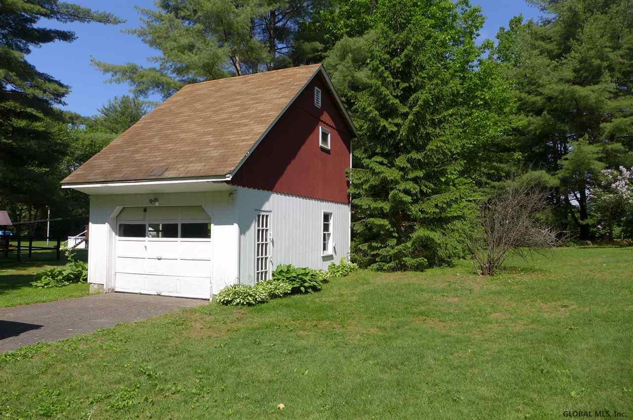 308 Angel Road Corinth, NY 12822 - Photo 7 of 46 Photo 7