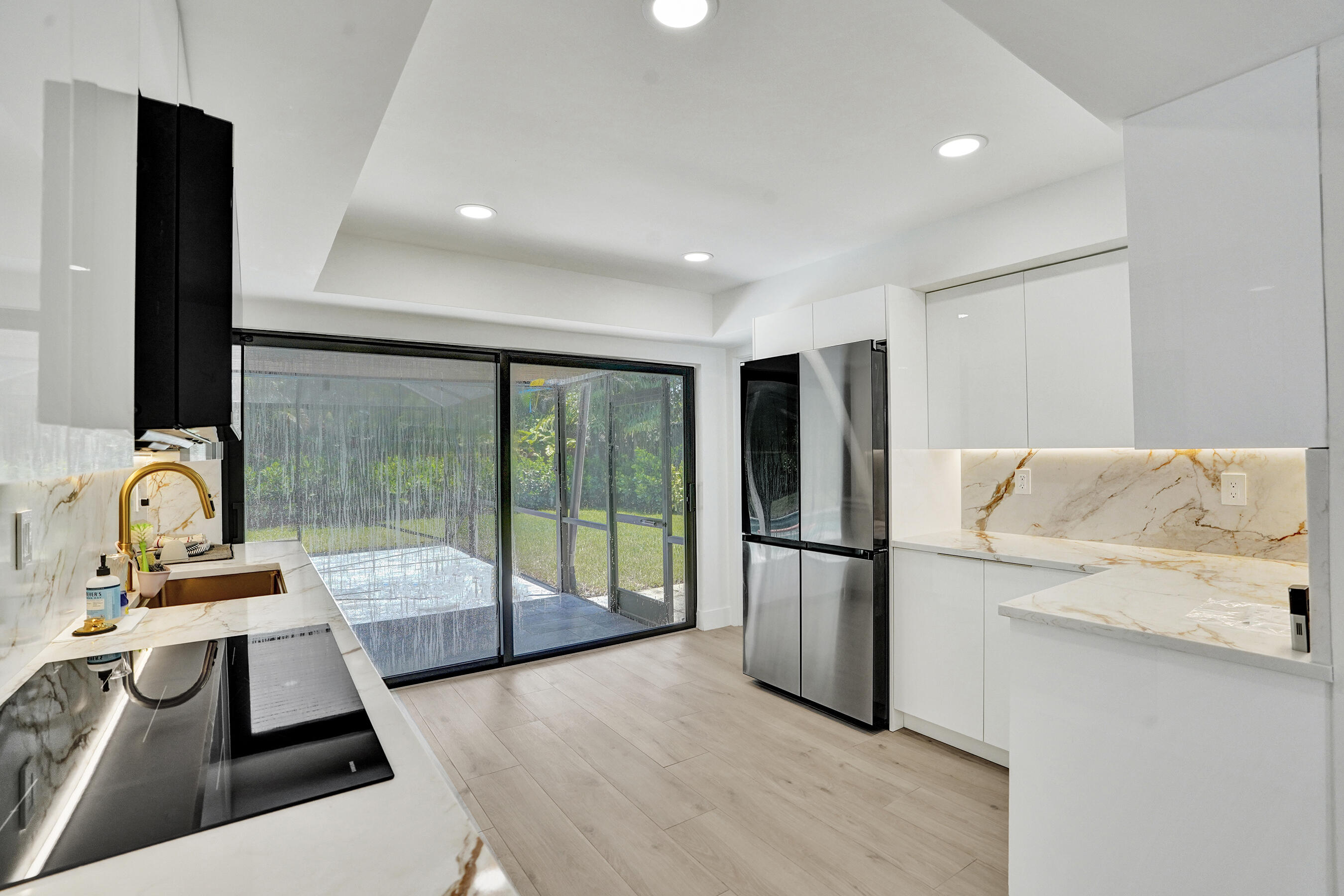 840 Southwest 3rd Street Boca Raton, FL 33486 - Photo 14 of 46 DSC01888