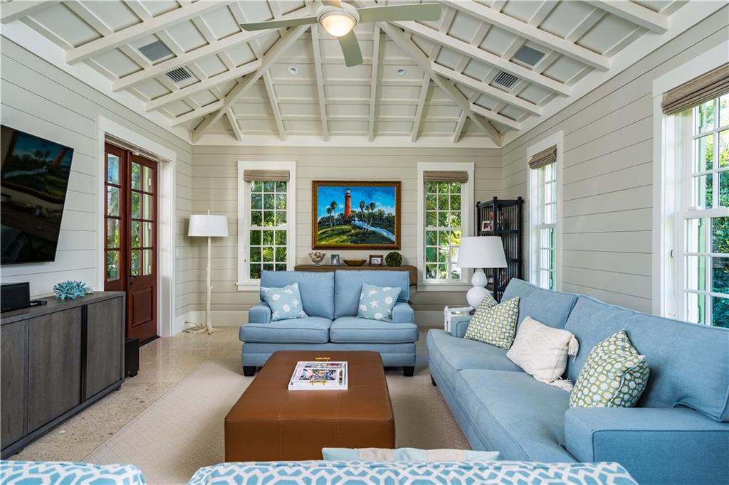 255 Ocean Way Vero Beach, FL 32963 - Photo 12 of 30