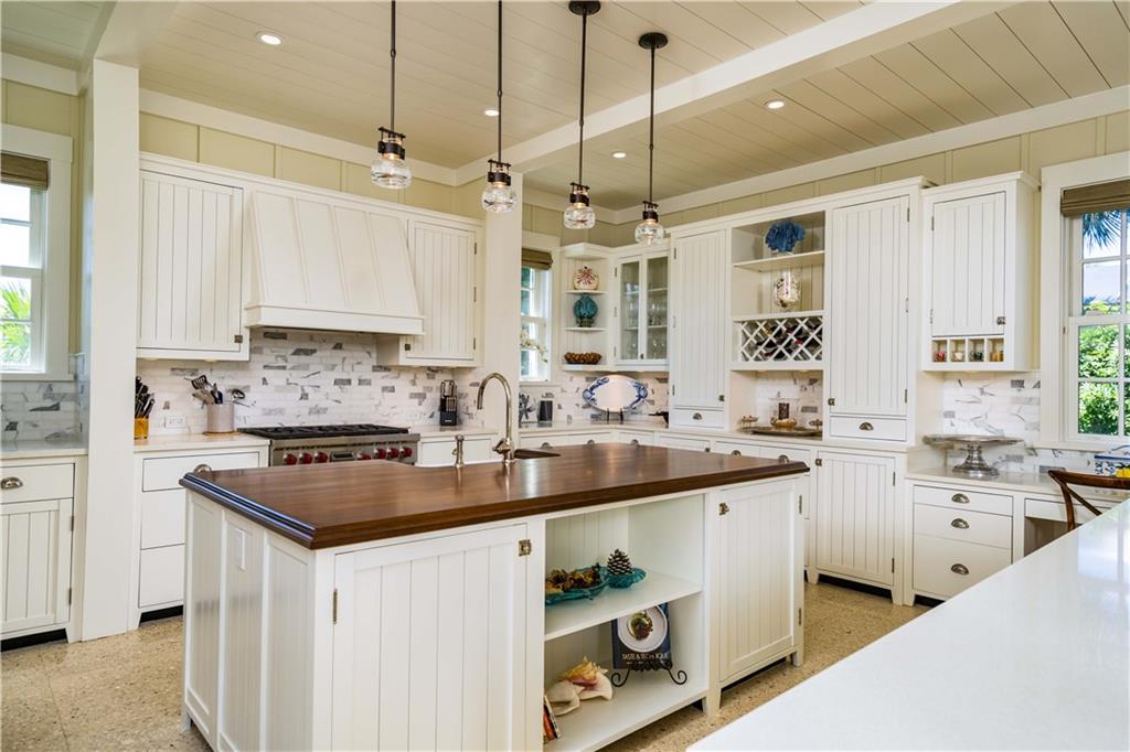 255 Ocean Way Vero Beach, FL 32963 - Photo 9 of 30