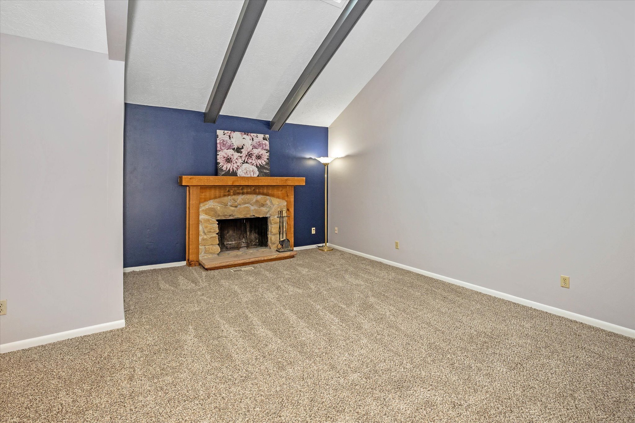 3902 Wilderness Trail Indianapolis, IN 46237 - Photo 3 of 20