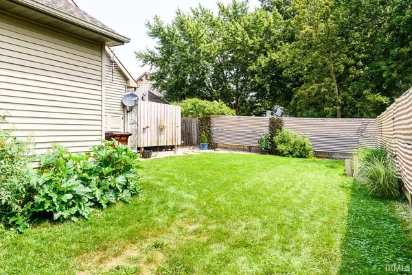$363,000 | 914 Lakeview Drive, Auburn, IN 46706