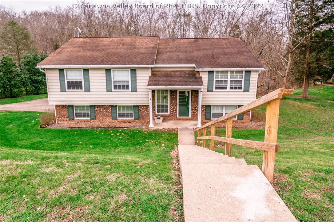 402 Cedar Crest Drive Ripley, WV 25271 - Photo 2 of 24 Gallery Image 2