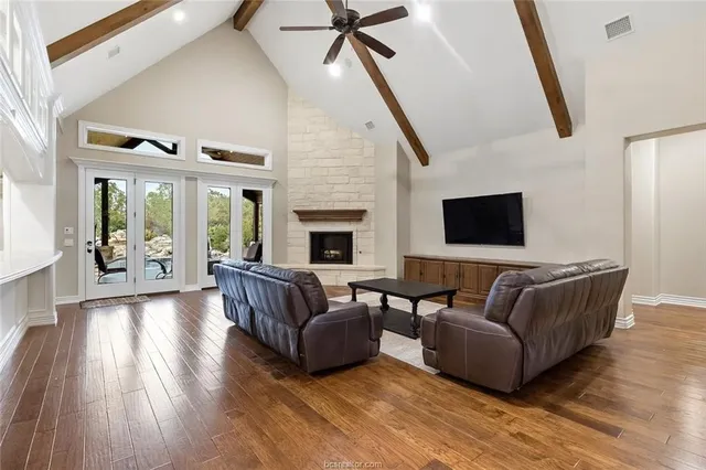 $2,100,000 | 5009 Trumpeter Swan Drive, College Station, TX 77845