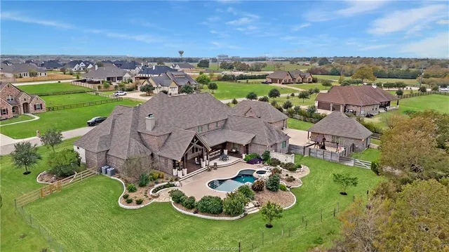 $2,100,000 | 5009 Trumpeter Swan Drive, College Station, TX 77845