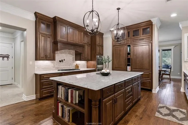 $2,100,000 | 5009 Trumpeter Swan Drive, College Station, TX 77845