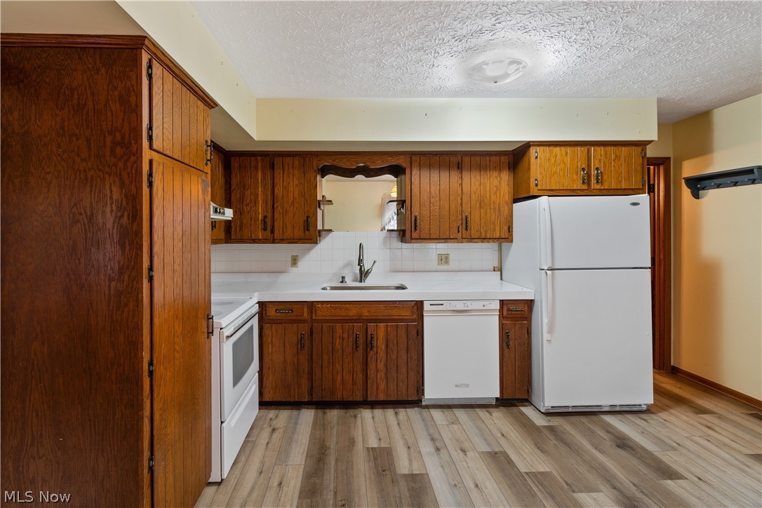 7590 South Cleveland Massillon Road Clinton, OH 44216 - Photo 8 of 30 Gallery Image 8