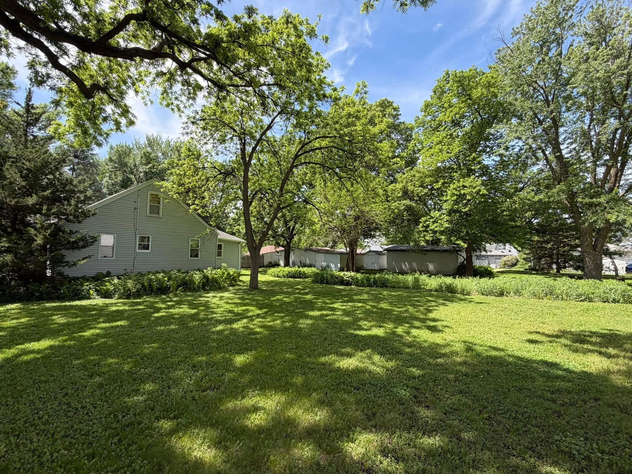 608 8th Street Southeast Waseca, MN 56093 - Photo 2 of 54