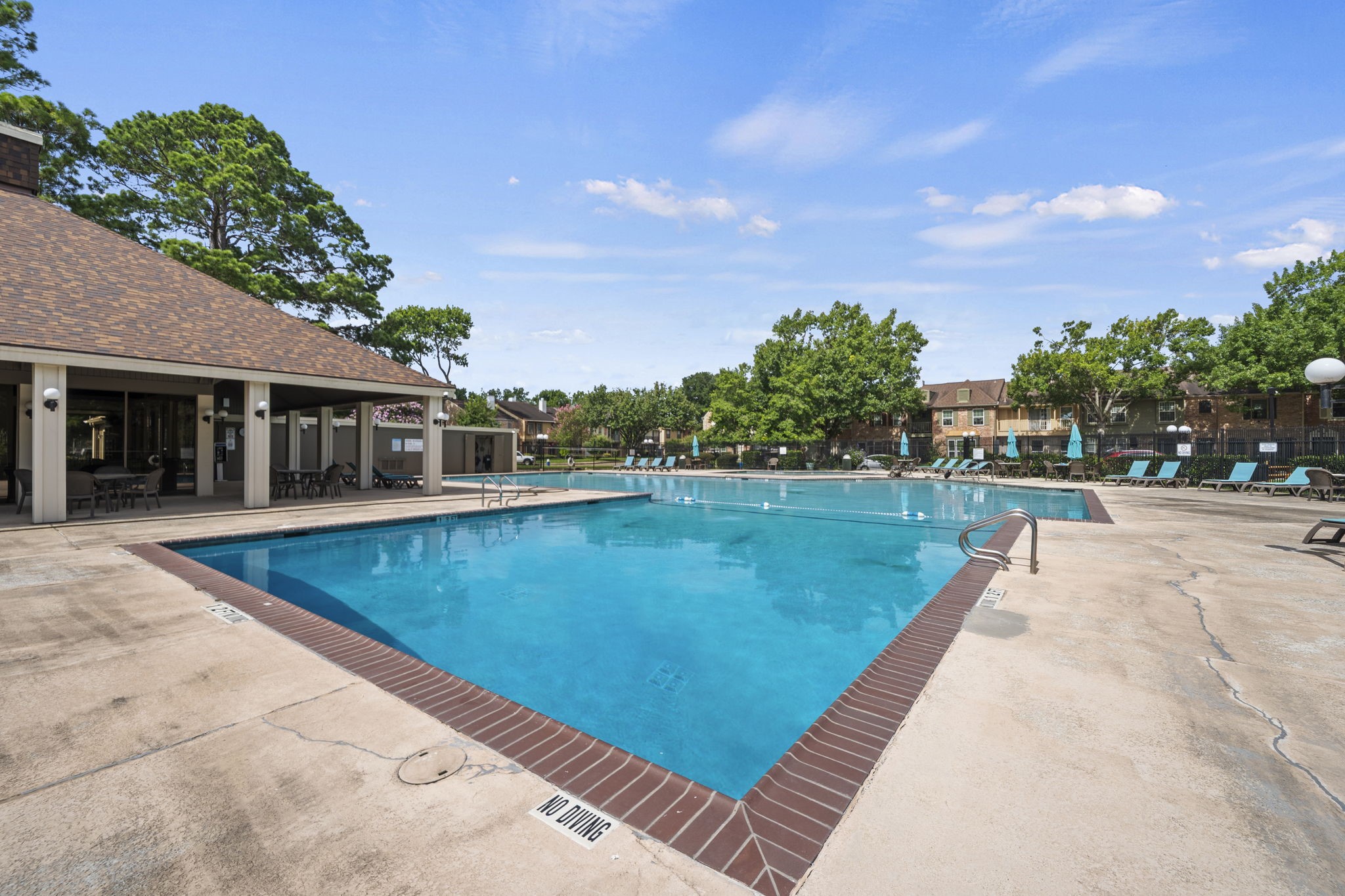 5801 Lumberdale Road, Unit 132 Houston, TX 77092 - Photo 24 of 33 Junior olympic size community pool