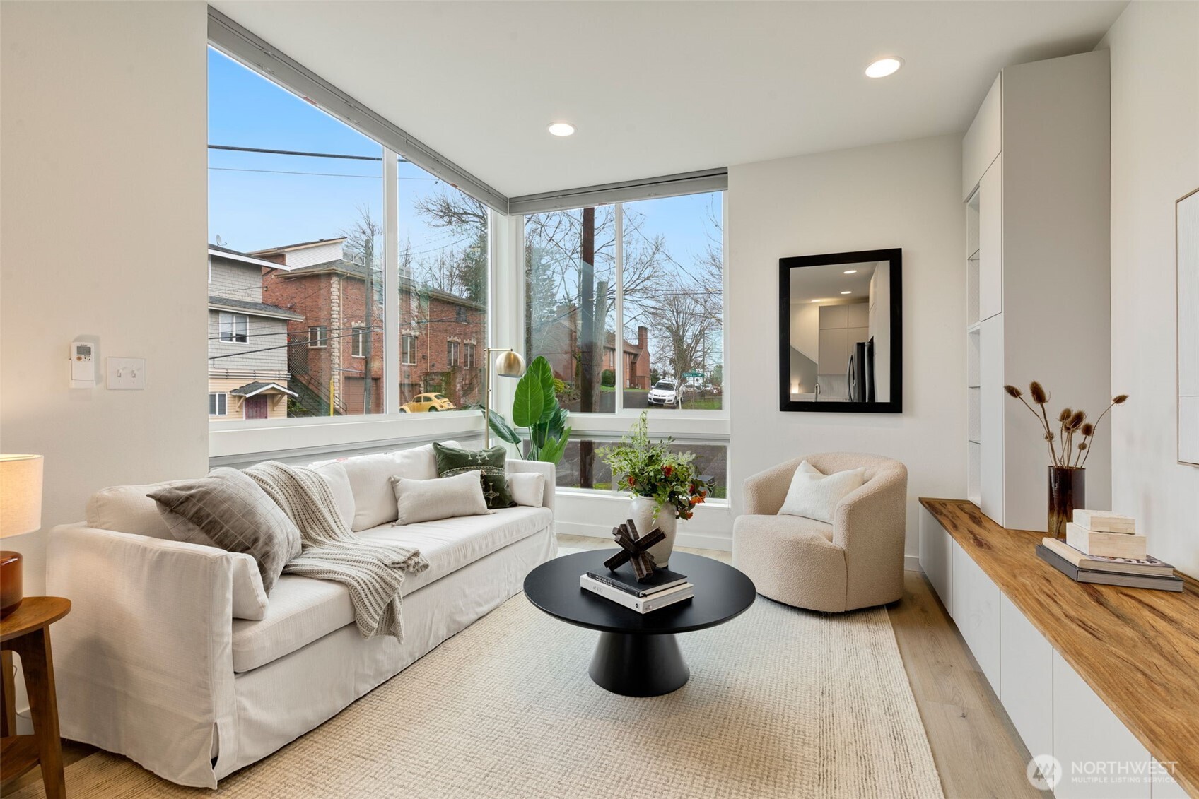 2915 South Dearborn Street, Unit B Seattle, WA 98144 - Photo 11 of 30