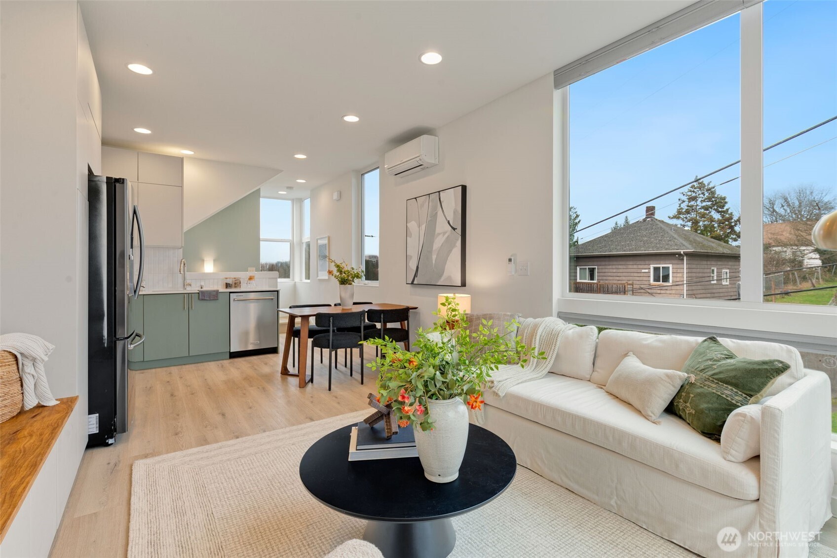 2915 South Dearborn Street, Unit B Seattle, WA 98144 - Photo 14 of 30