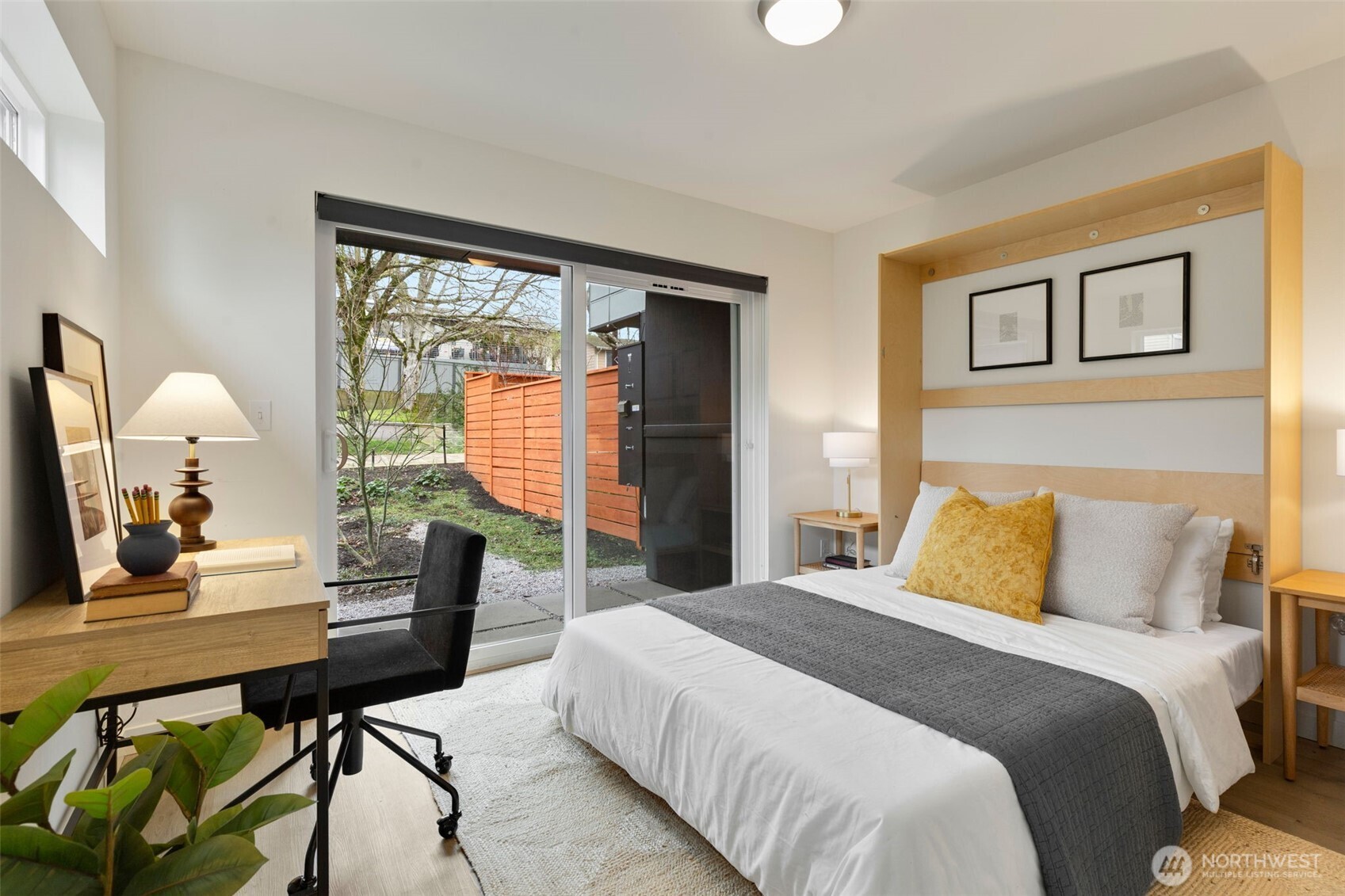 2915 South Dearborn Street, Unit B Seattle, WA 98144 - Photo 5 of 30