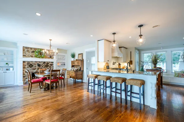 $2,650,000 | 7881 Lakewood Drive, Coloma, MI 49038