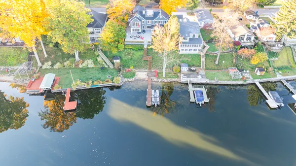 $2,650,000 | 7881 Lakewood Drive, Coloma, MI 49038