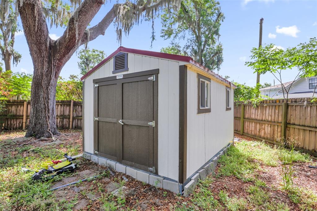 811 Main Street Windermere, FL 34786 - Photo 24 of 32