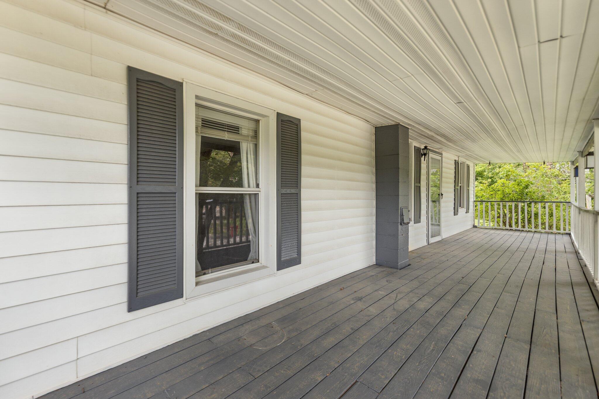 185 Owsley Fork Road Berea, KY 40403 - Photo 7 of 35 Front Porch
