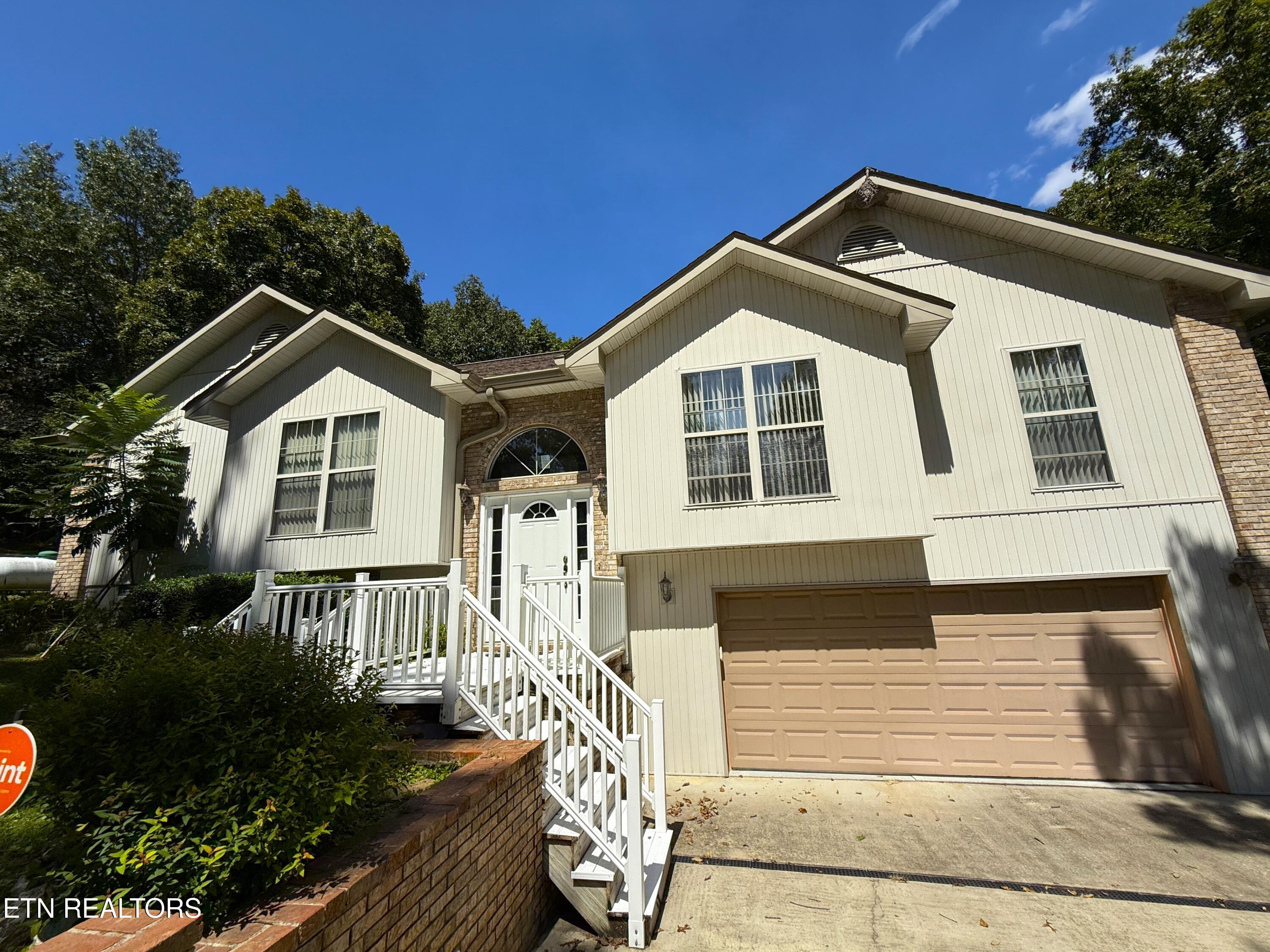 148 Fox Run Road Crossville, TN 38571 - Photo 4 of 35 IMG_5798