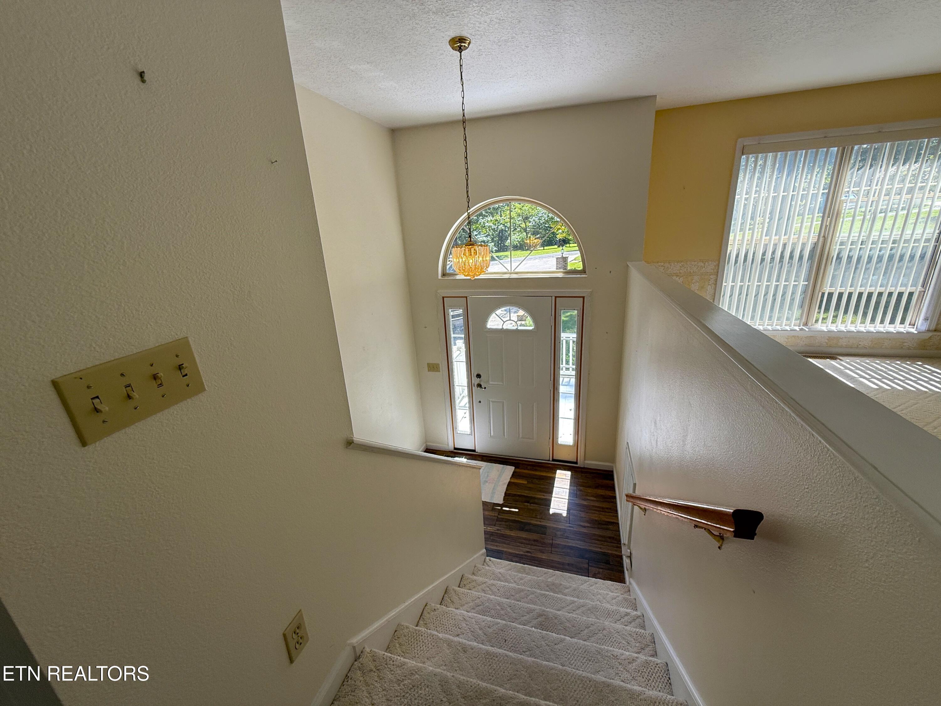 148 Fox Run Road Crossville, TN 38571 - Photo 5 of 35 IMG_5792