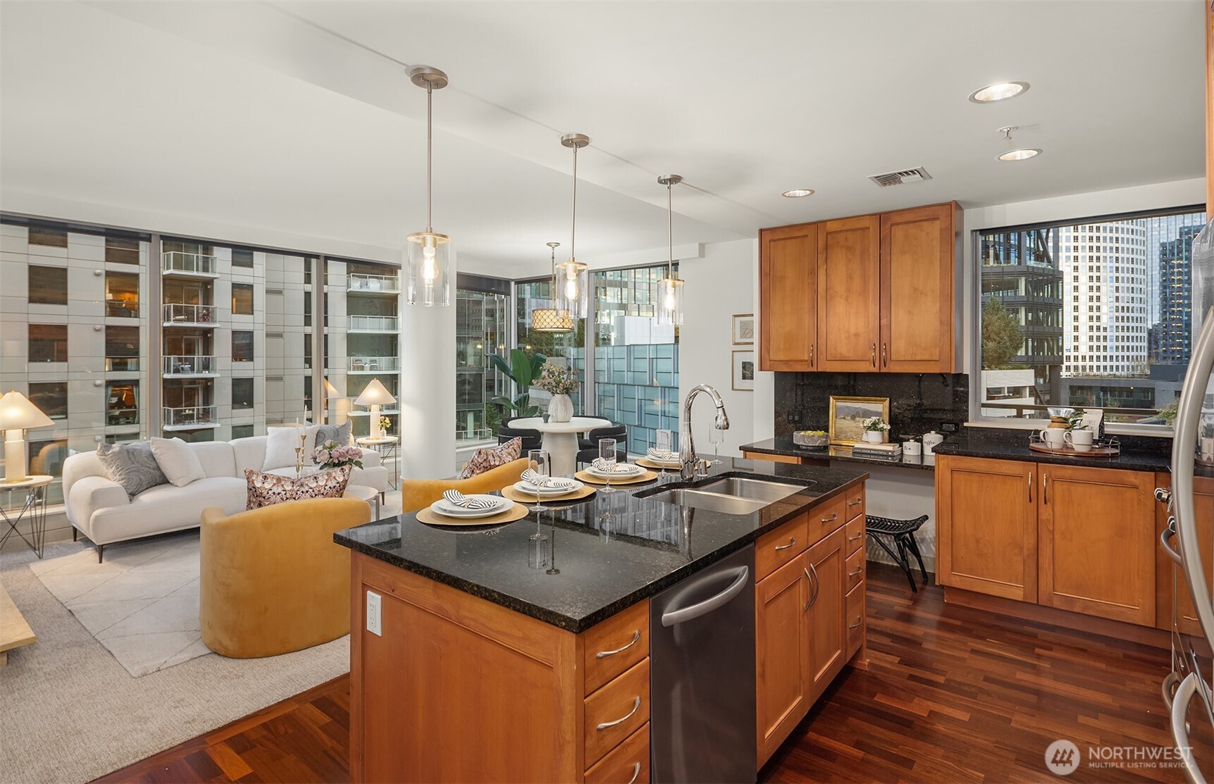 10610 Northeast 9th Place, Unit 809 Bellevue, WA 98004 - Photo 15 of 39