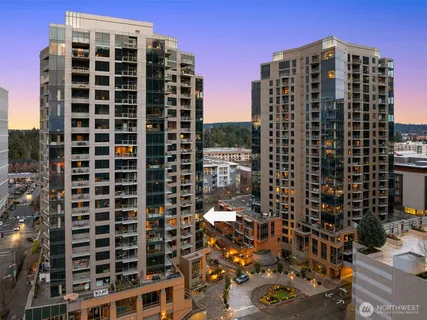 $1,080,000 | 10610 Northeast 9th Place, Unit 809, Bellevue, WA 98004