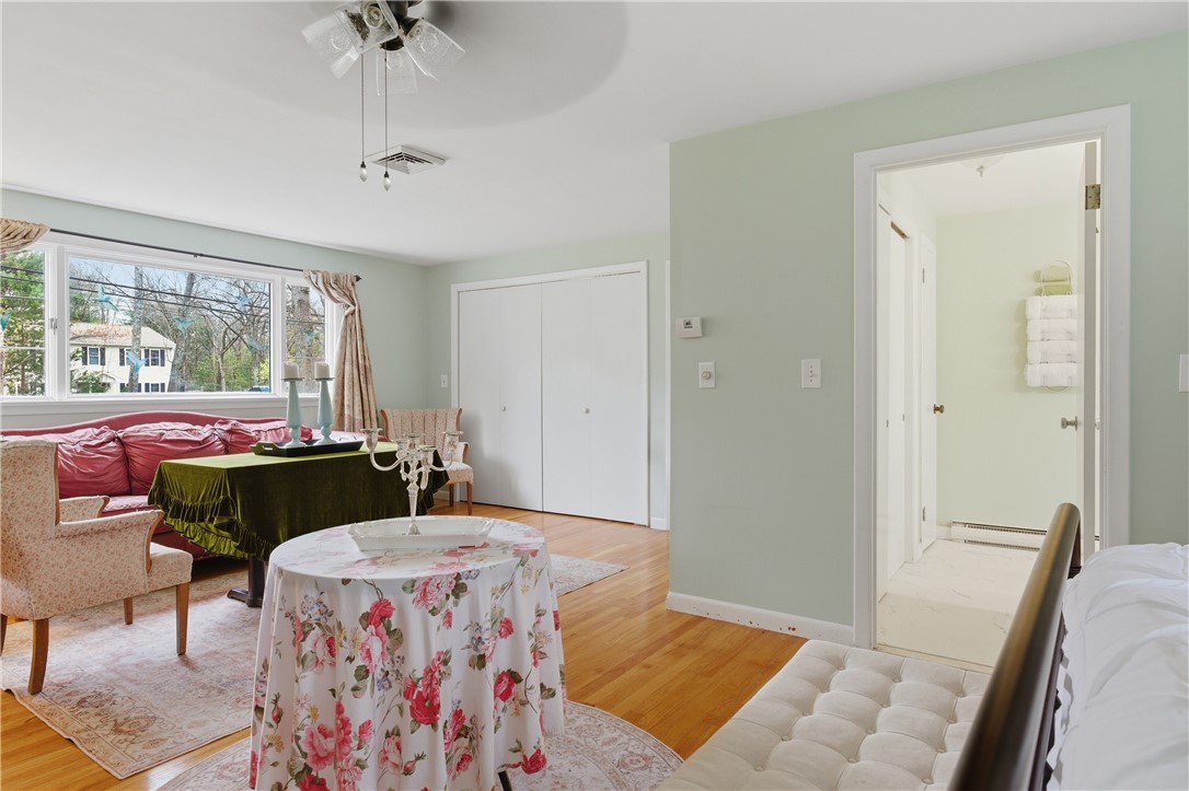315 Angell Road Lincoln, RI 02865 - Photo 13 of 31 Gallery Image 13