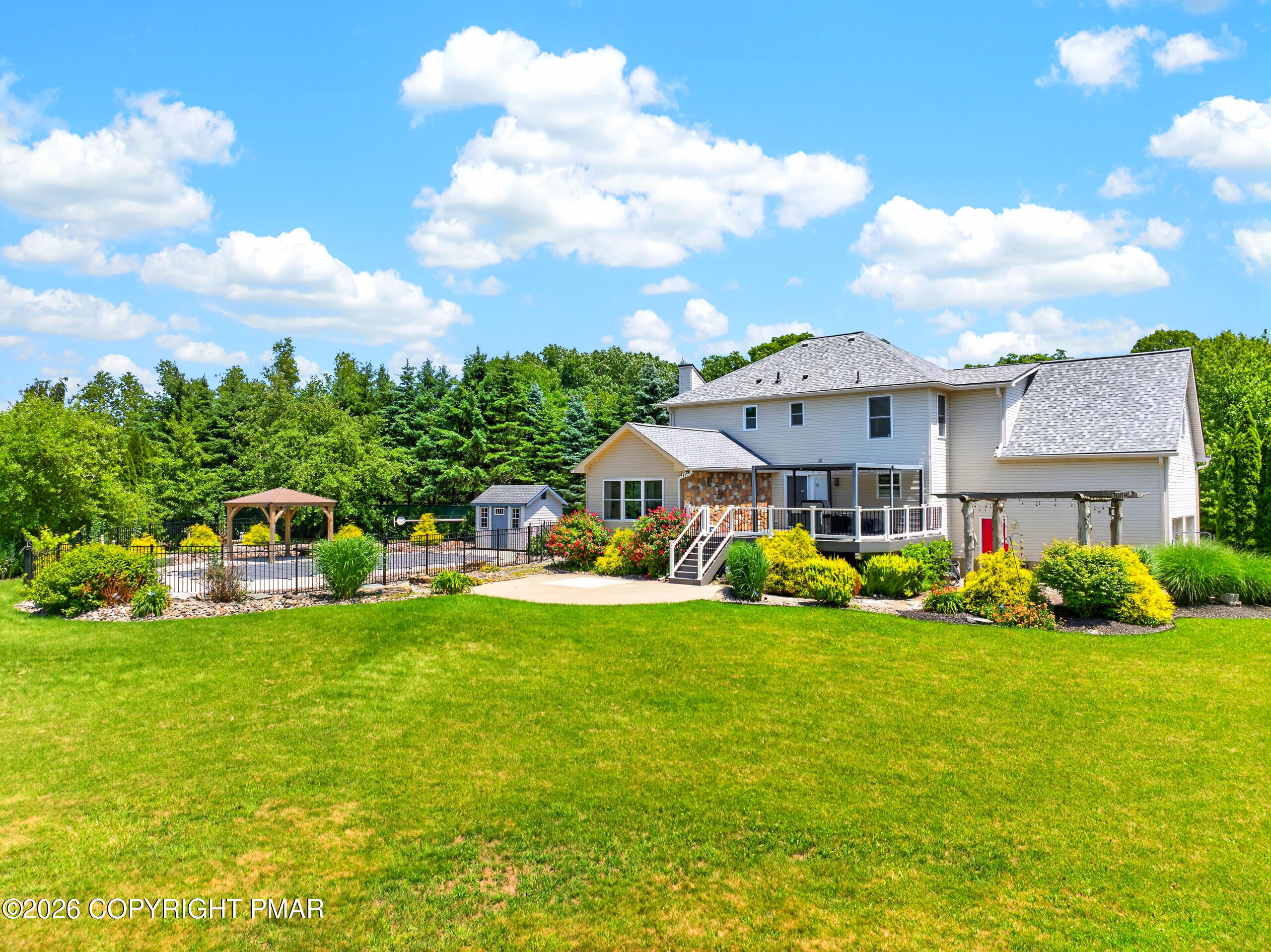 220 Pennbrook Road Stroudsburg, PA 18360 - Photo 59 of 73 Back Exterior View 3