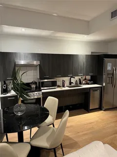 $925,000 | 398 Northeast 5th Street, Unit 4015, Miami, FL 33132