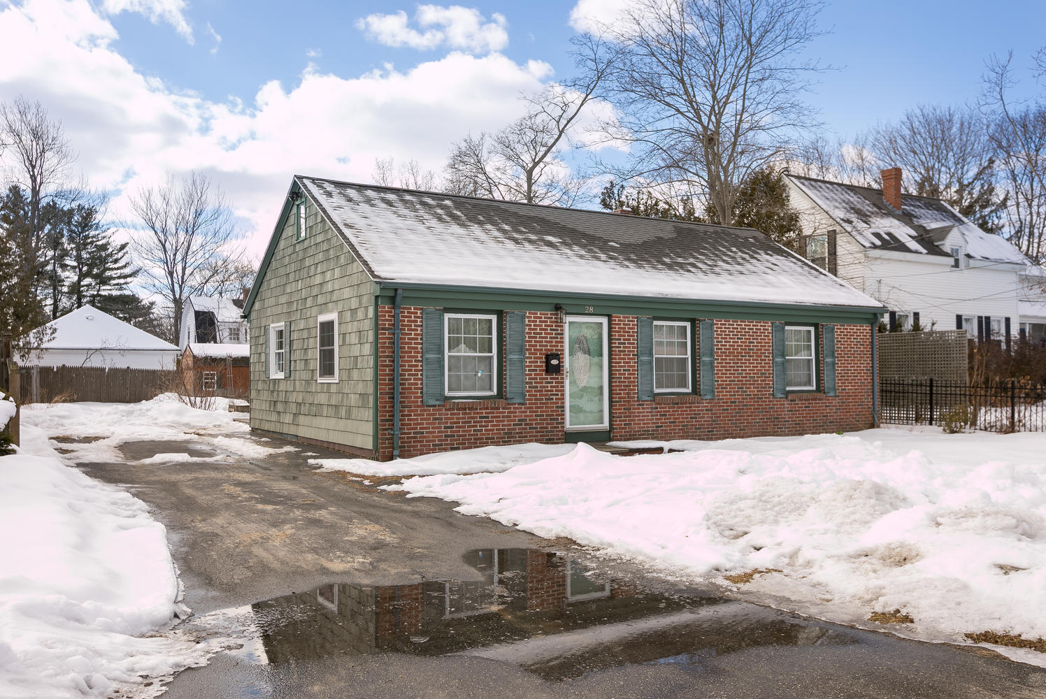28 Victor Road Portland, ME 04103 - Photo 1 of 44 28 Victor Rd Portland ME 04103-large-001