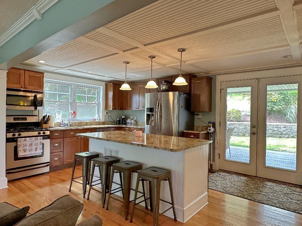 303 Byron Road Pittsburgh, PA 15237 - Photo 8 of 25 Gallery Image 8