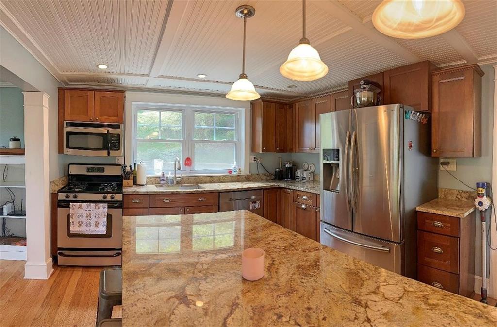 303 Byron Road Pittsburgh, PA 15237 - Photo 9 of 25 Gallery Image 9
