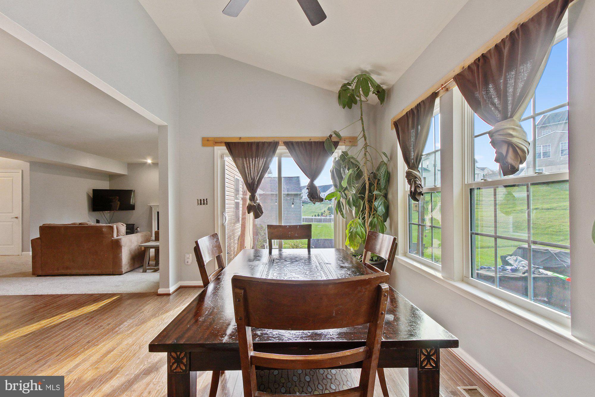 827 Countryside Road Seven Valleys, PA 17360 - Photo 14 of 42 Gallery Image 14