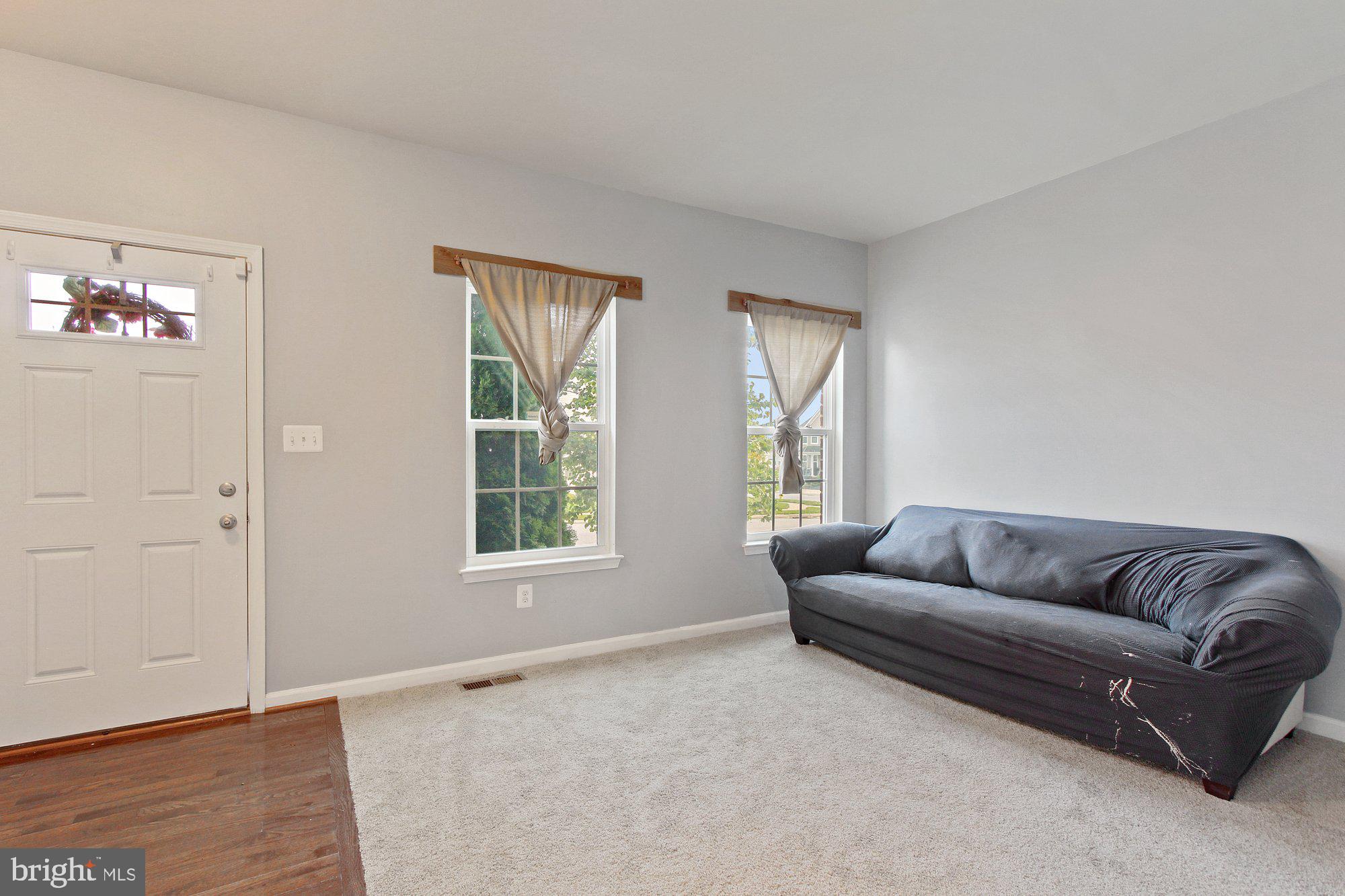 827 Countryside Road Seven Valleys, PA 17360 - Photo 4 of 42 Gallery Image 4