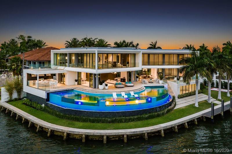 2095 Northeast 121st Road North Miami, FL 33181 - Photo 1 of 41 Gallery Image 1