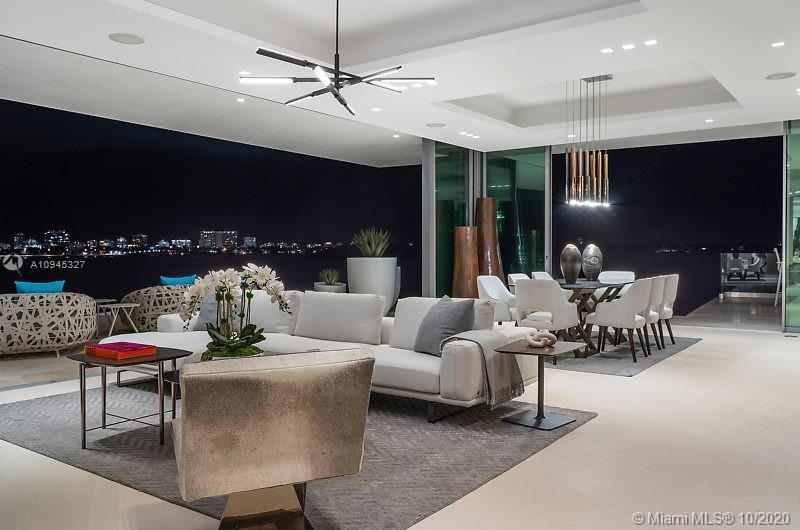 2095 Northeast 121st Road North Miami, FL 33181 - Photo 29 of 41 Gallery Image 29