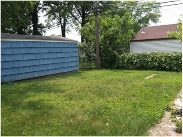 137 North Broadleigh Road Columbus, OH 43209 - Photo 17 of 18 Gallery Image 17