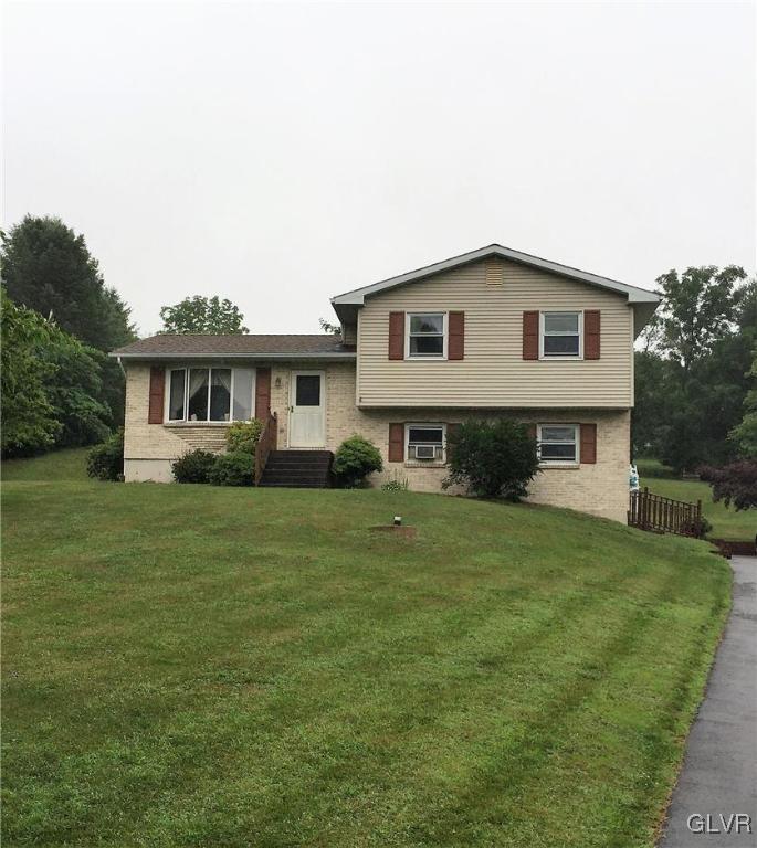 6169 Bottom Road Slatington, PA 18080 - Photo 1 of 17 Gallery Image 1