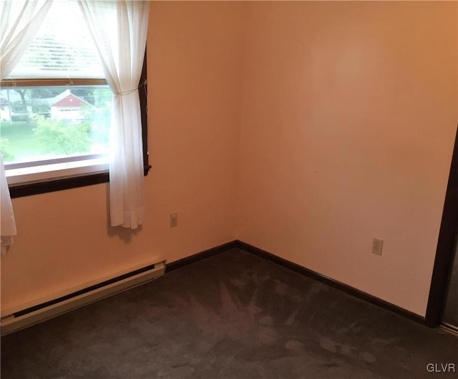 6169 Bottom Road Slatington, PA 18080 - Photo 12 of 17 Gallery Image 12