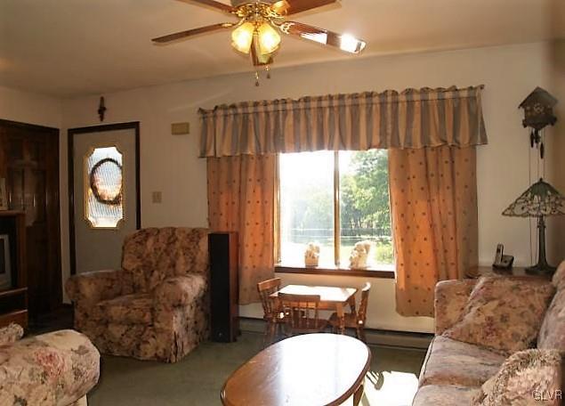 6169 Bottom Road Slatington, PA 18080 - Photo 3 of 17 Gallery Image 3