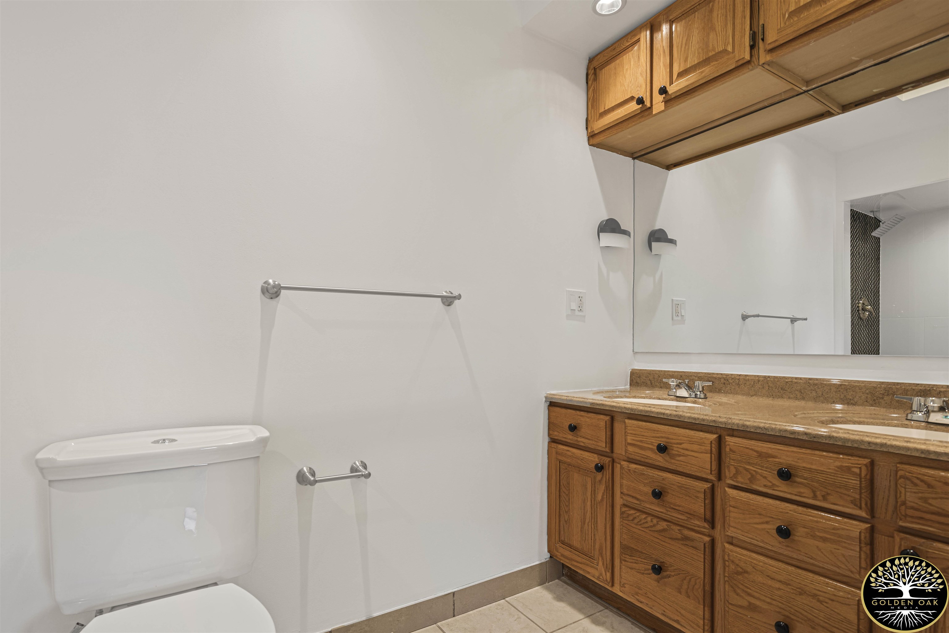 4951 Welsh Road Rockford, IL 61107 - Photo 31 of 45 a bathroom with a granite countertop sink and toilet