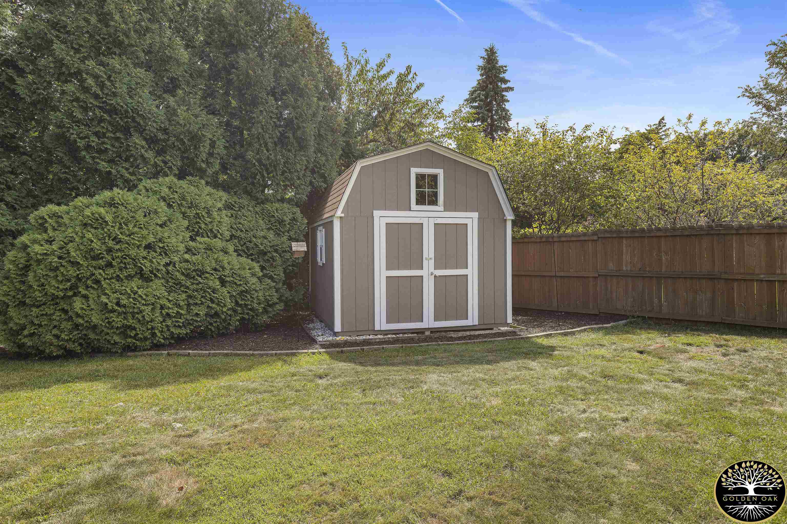 4951 Welsh Road Rockford, IL 61107 - Photo 39 of 45 a view of a back yard of the house