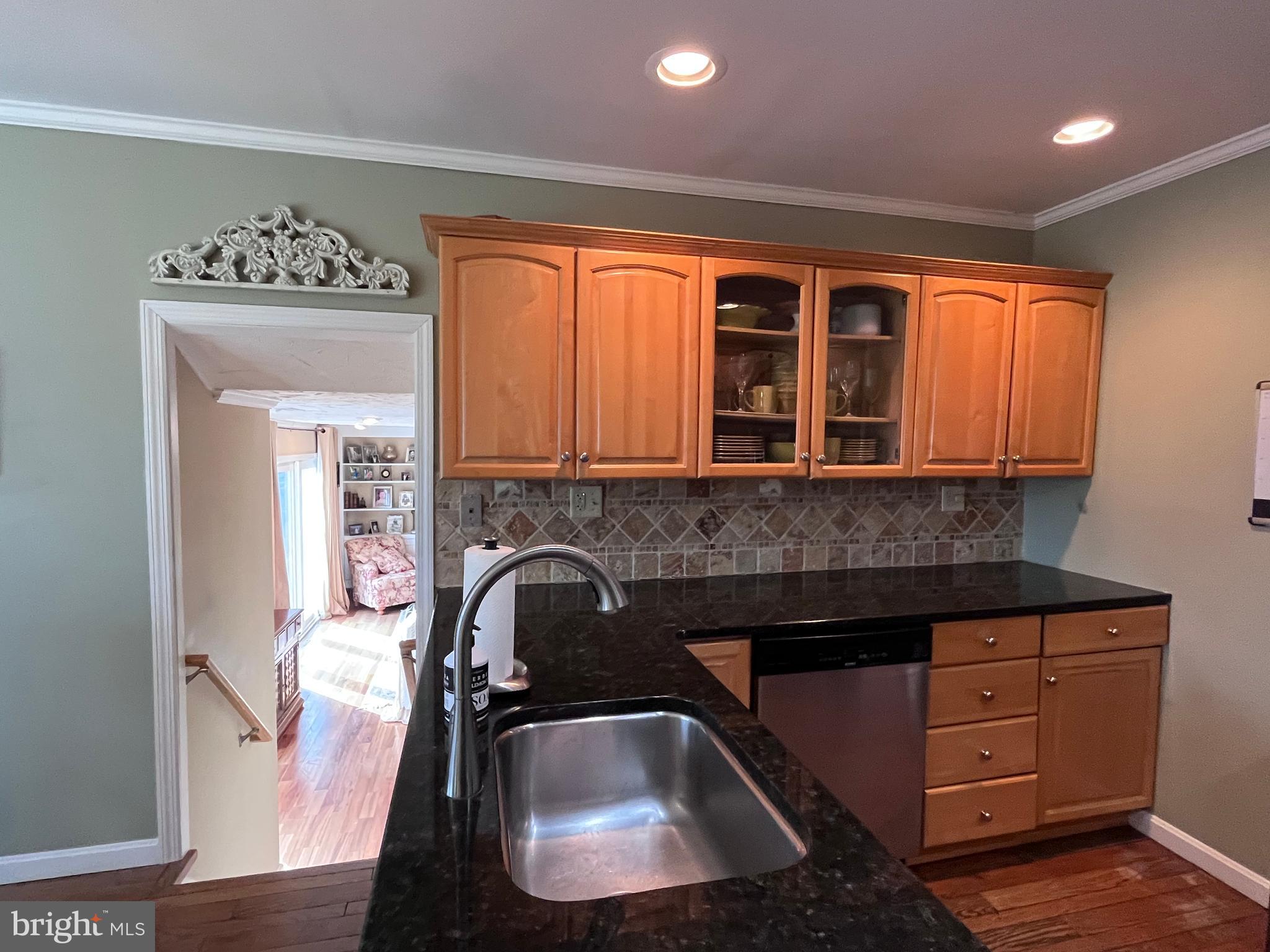 145 Joanne Road Holland, PA 18966 - Photo 10 of 54