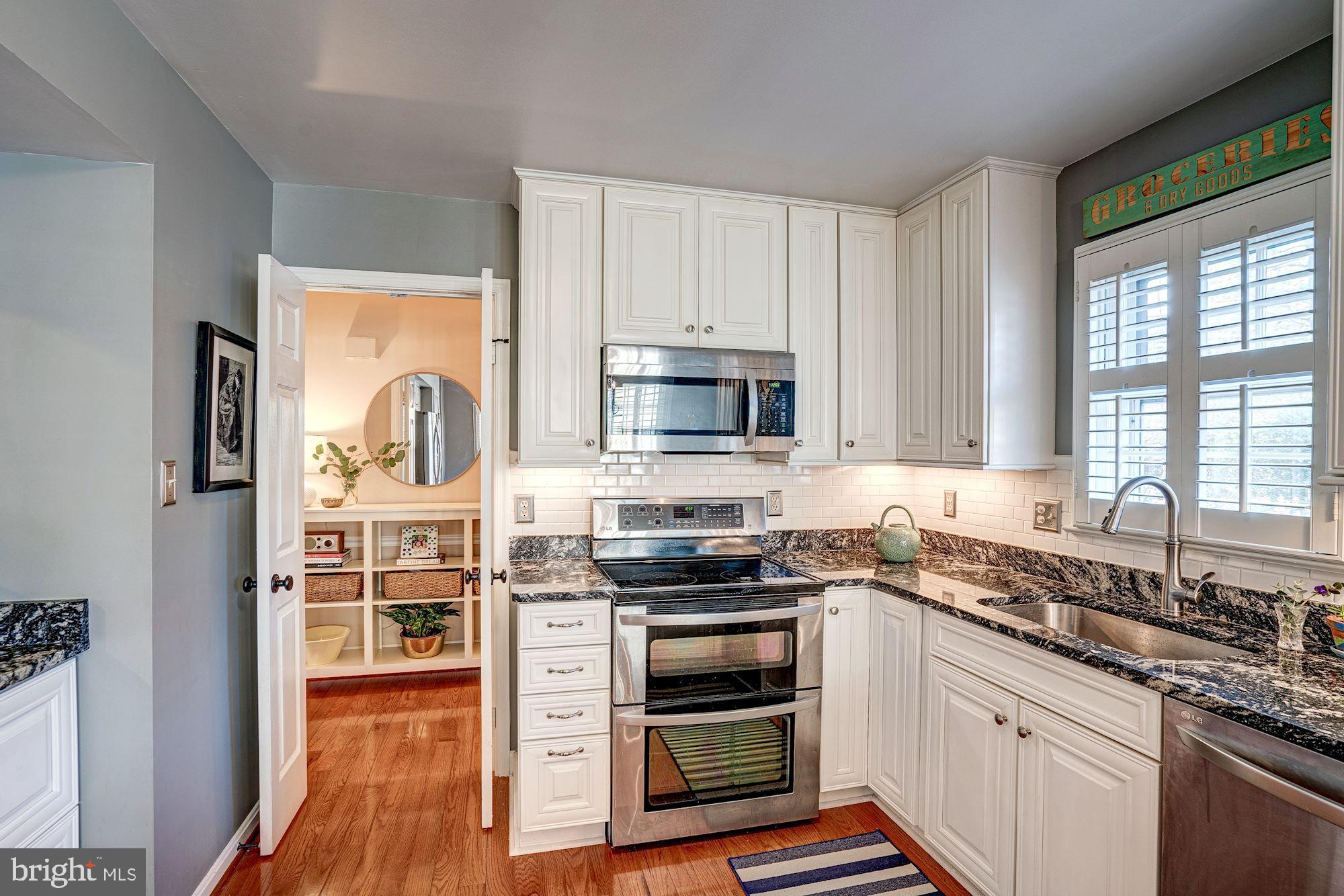 2097 Cobblestone Lane Reston, VA 20191 - Photo 2 of 45 Gallery Image 2