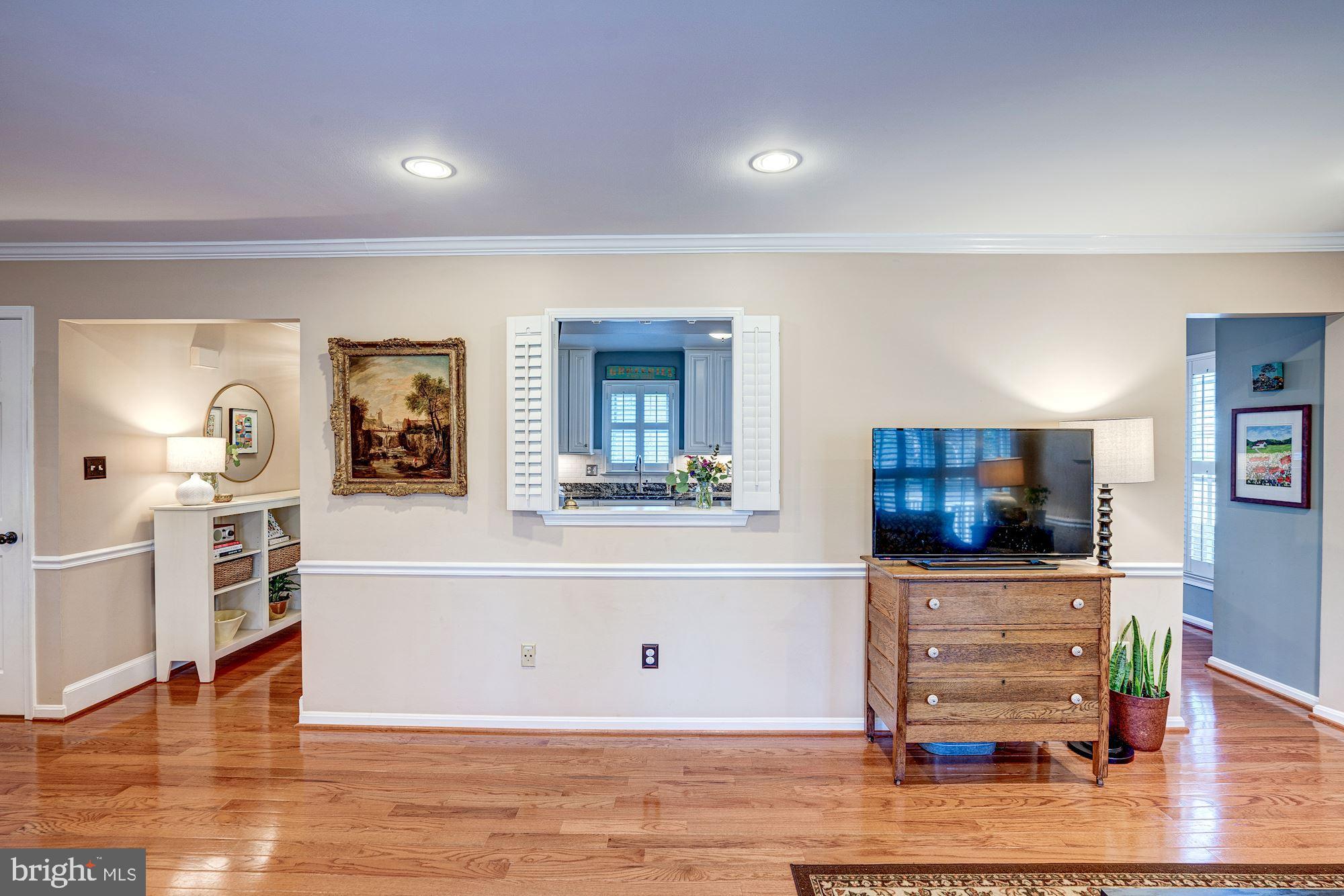 2097 Cobblestone Lane Reston, VA 20191 - Photo 13 of 45 Gallery Image 13