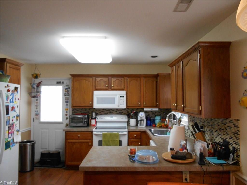 3311 Timberwolf Avenue High Point, NC 27265 - Photo 5 of 10 Gallery Image 5