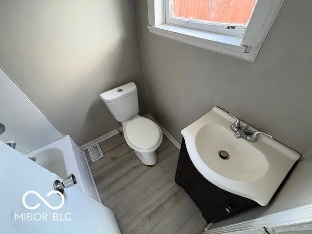 $88,900 | 3111 South Pershing Drive, Muncie, IN 47302