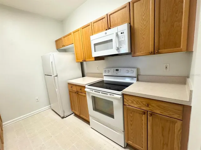 $1,750 | 8101 Coconut Palm Way, Unit 205, Kissimmee, FL 34747