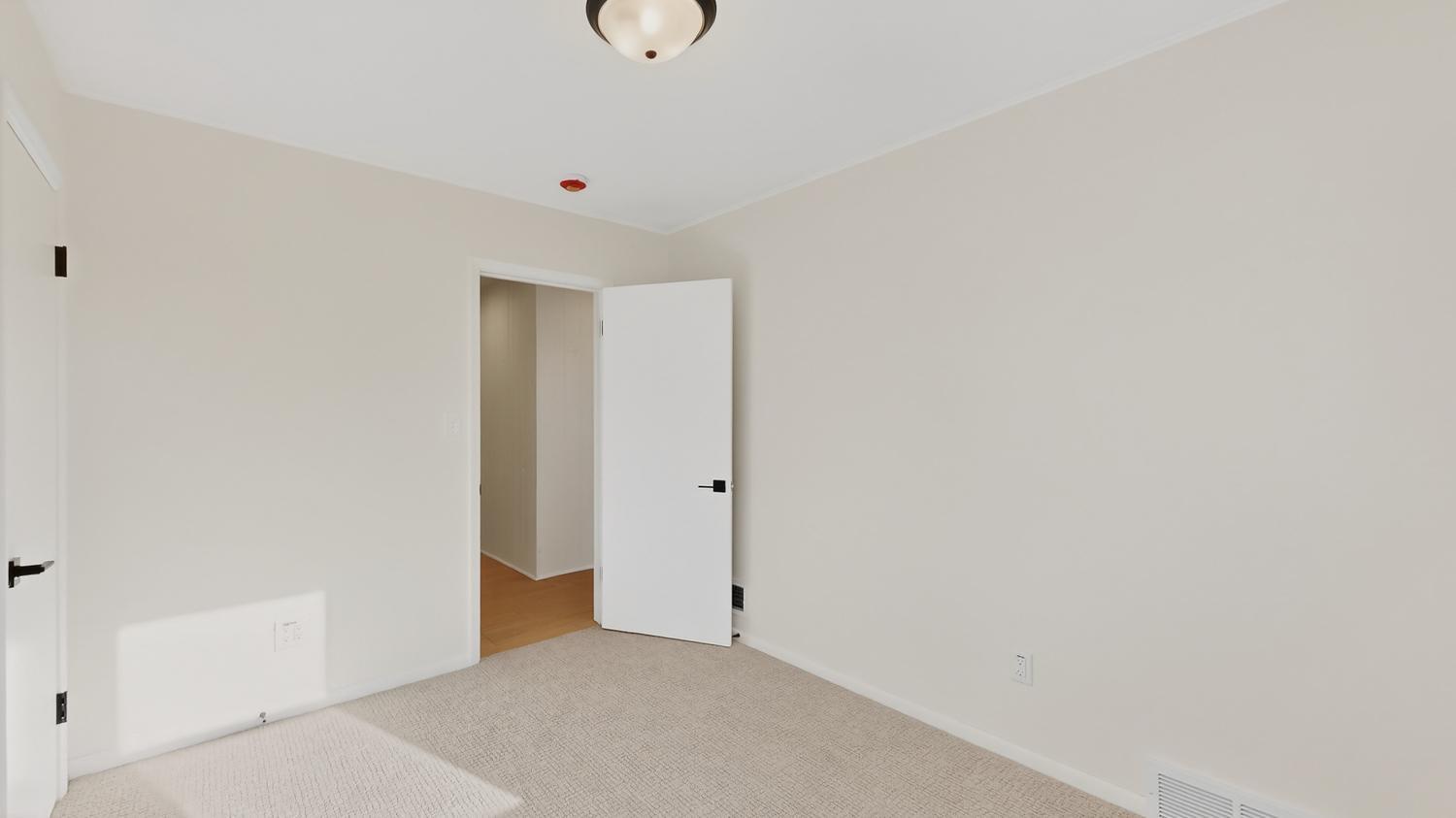 2206 1st Avenue Southwest Rochester, MN 55902 - Photo 33 of 59